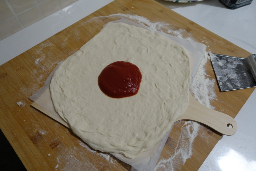 Stesura panetto per pizza napoletana